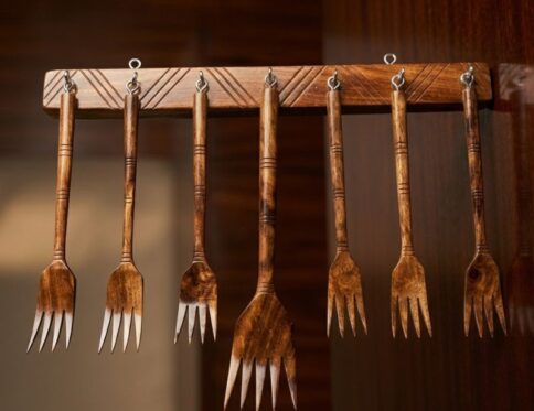 Woodie Stores Premium Sheesham Wooden Fork Set – Decorative & Dining Use